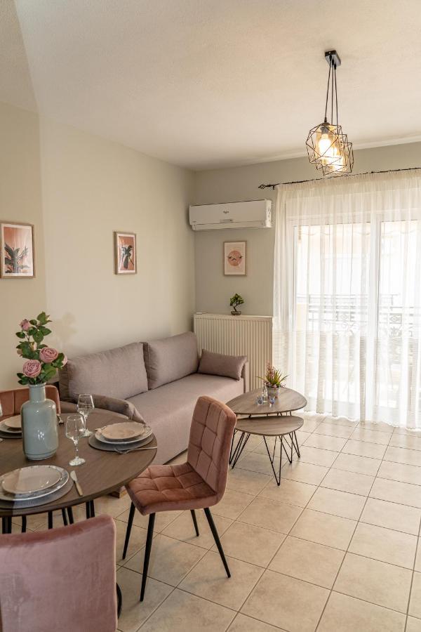 Koulas Luxury Apart By Homebrain Александруполис Екстериор снимка