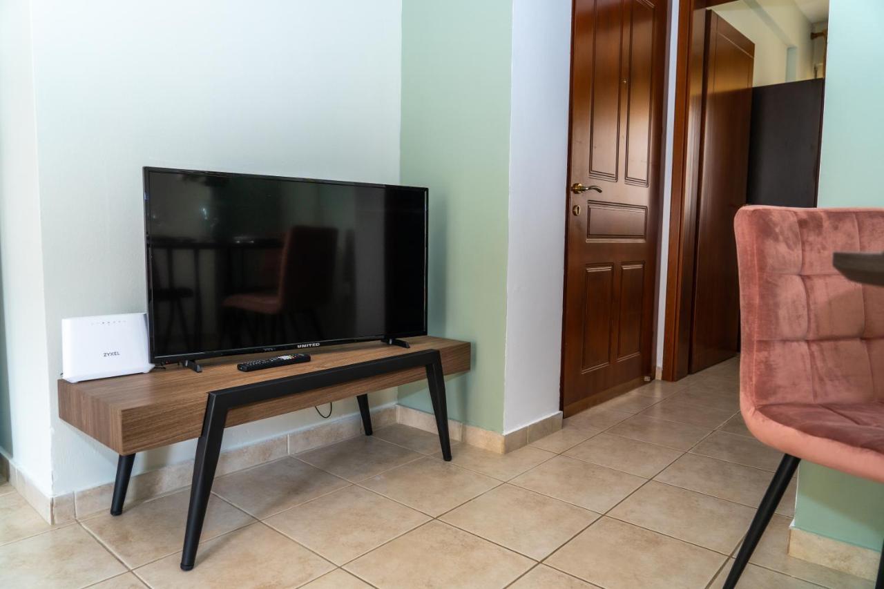 Koulas Luxury Apart By Homebrain Александруполис Екстериор снимка